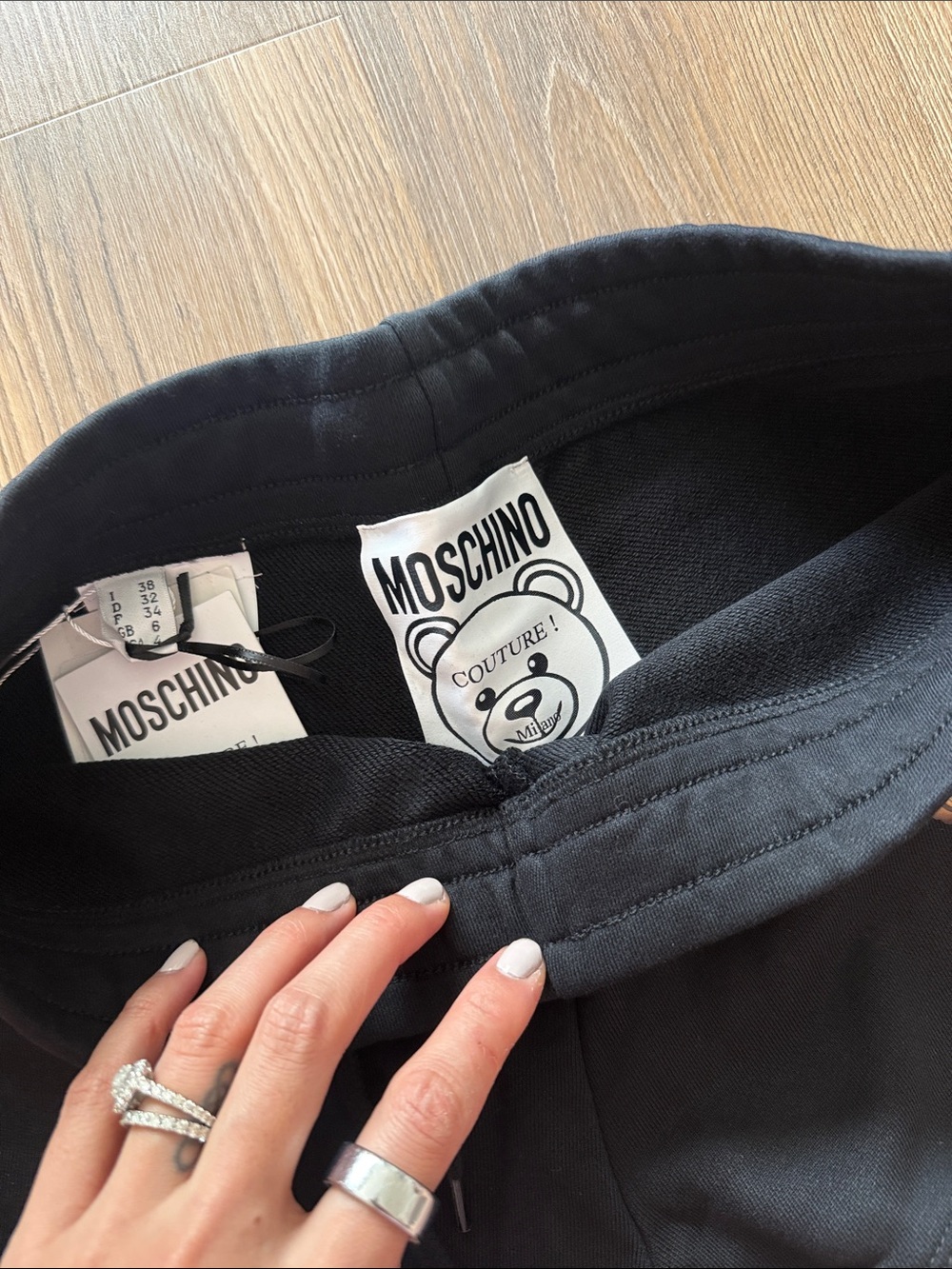 NWT MOSCHINO black bear logo printed shorts - Picture 3 of 5